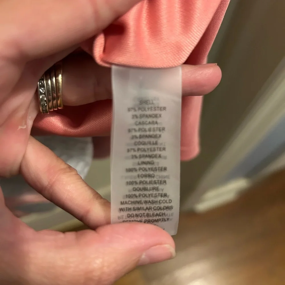 Vince Camuto tie sleeves